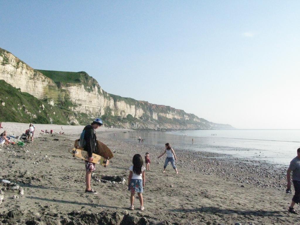 La Flore De Lys, Cottage Ideal Pour 2 Adultes Et 2 Enfants Saint-Jouin-Bruneval Ruang foto