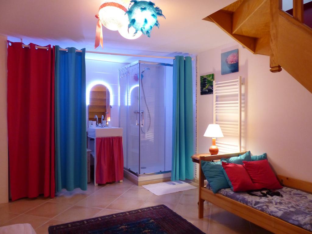 La Flore De Lys, Cottage Ideal Pour 2 Adultes Et 2 Enfants Saint-Jouin-Bruneval Ruang foto