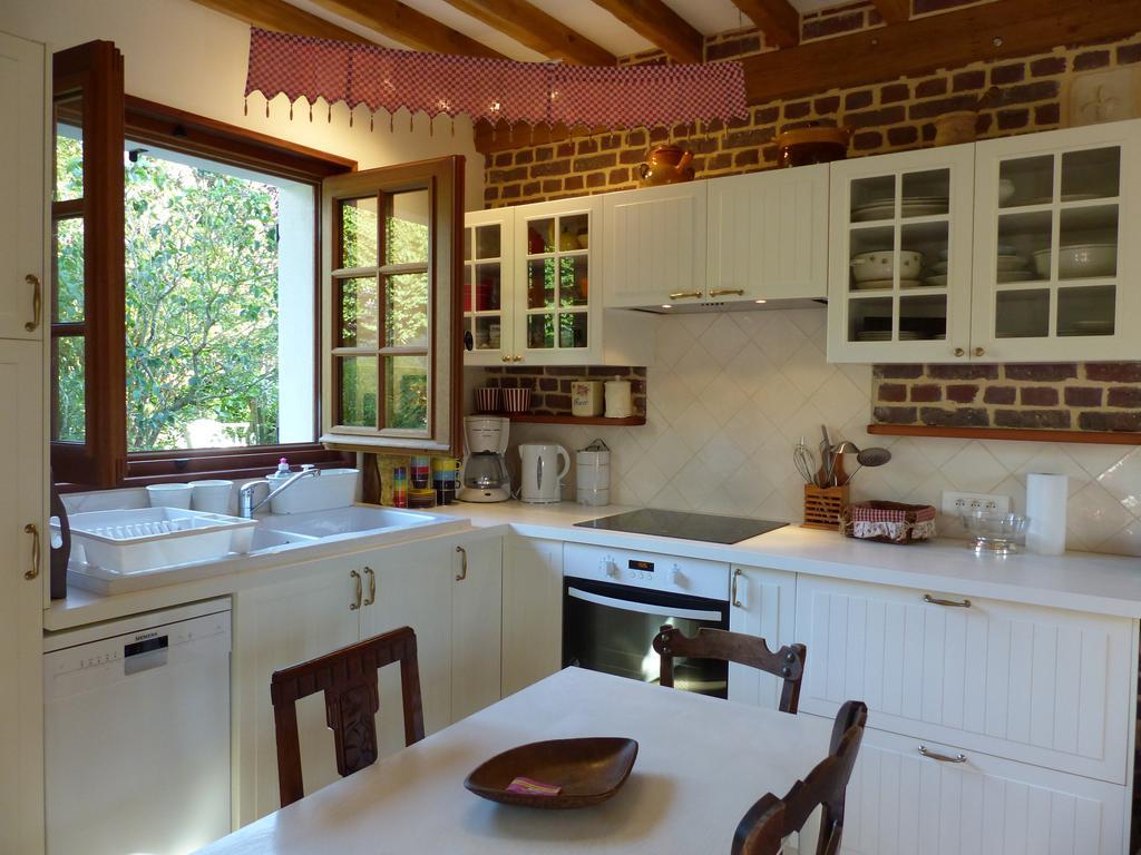 La Flore De Lys, Cottage Ideal Pour 2 Adultes Et 2 Enfants Saint-Jouin-Bruneval Ruang foto