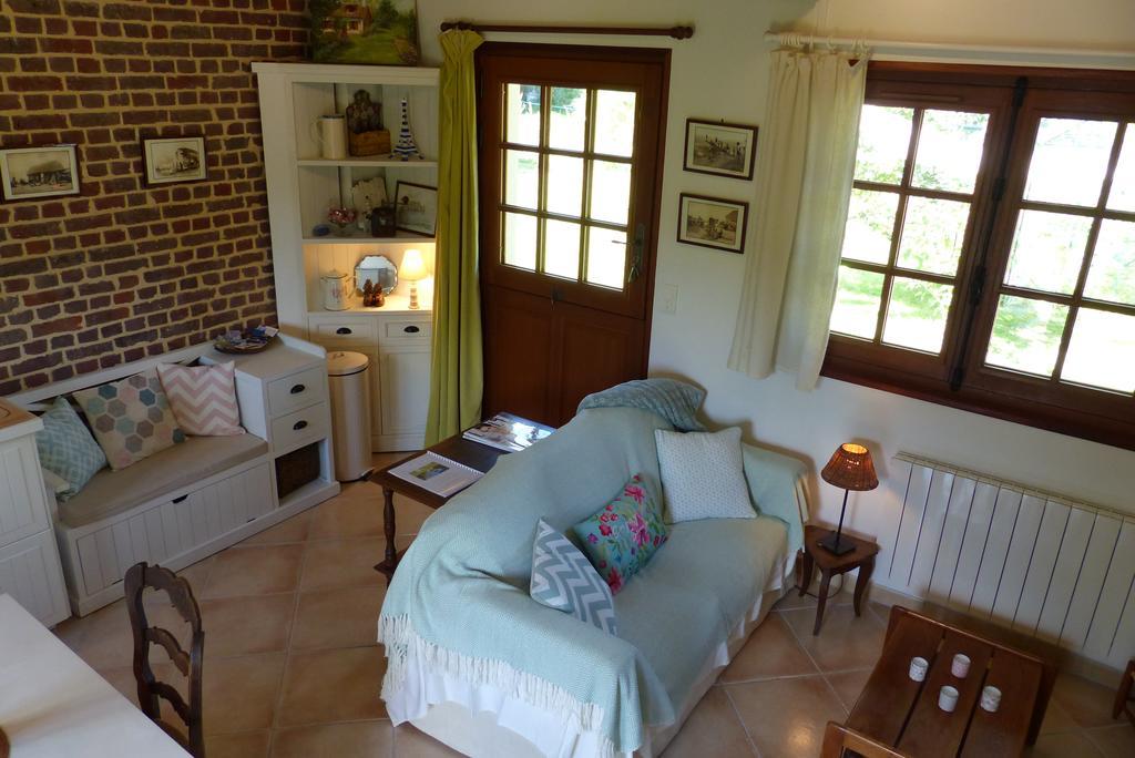 La Flore De Lys, Cottage Ideal Pour 2 Adultes Et 2 Enfants Saint-Jouin-Bruneval Bagian luar foto
